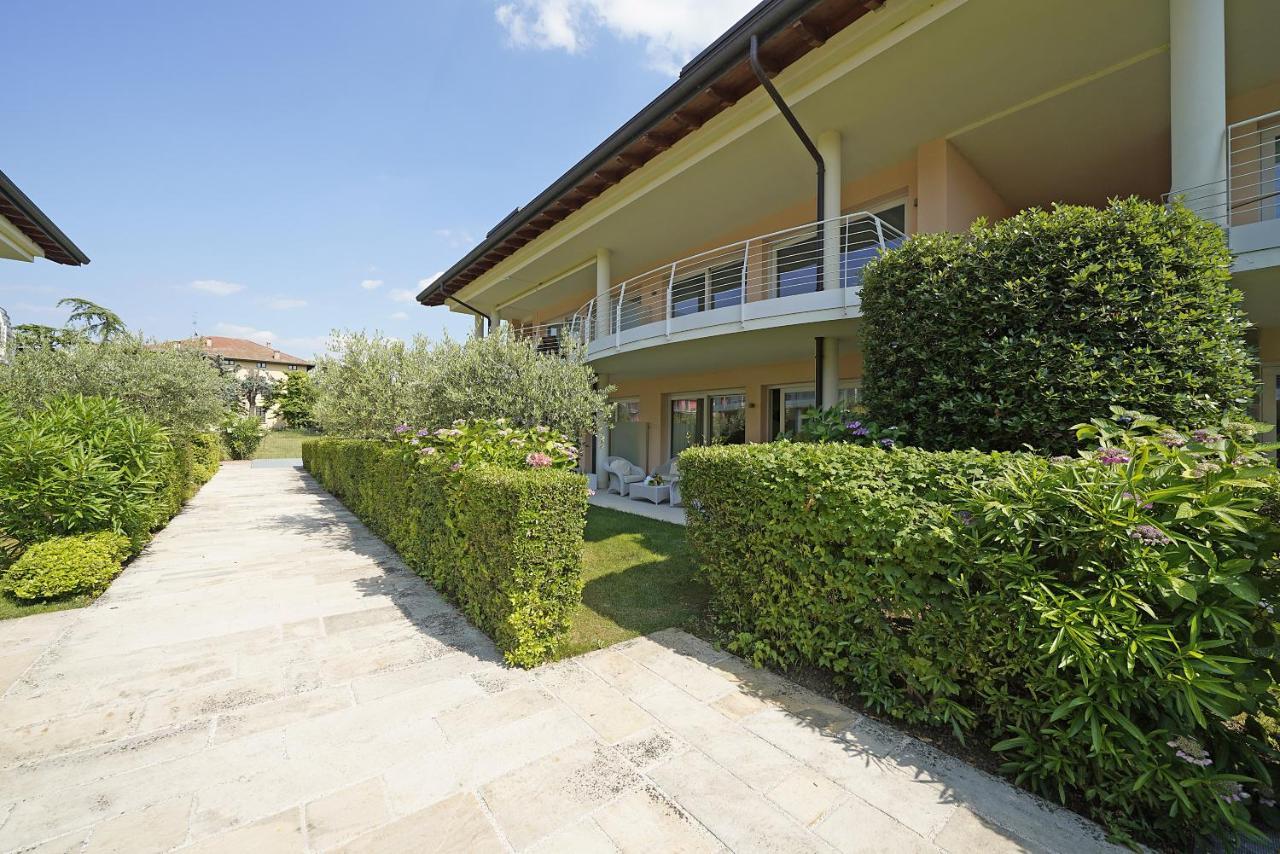 Giulia Luxury Apartment Sirmione Exterior photo